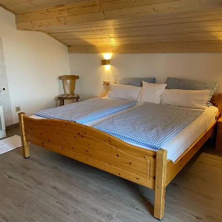 Zum Bergbauer Appartement Mittenwald Buitenkant foto
